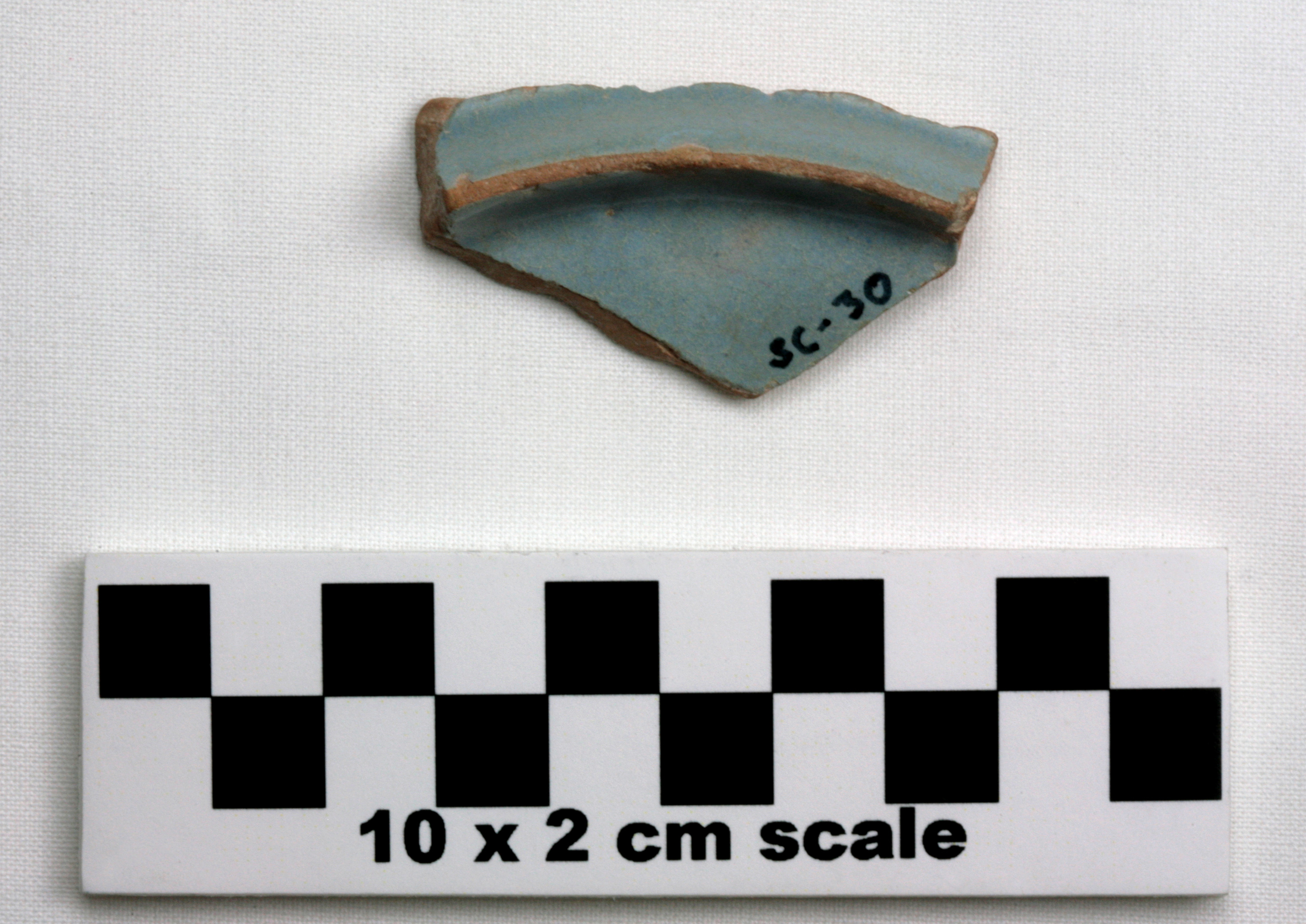 Image of item of type Pottery and color Pink