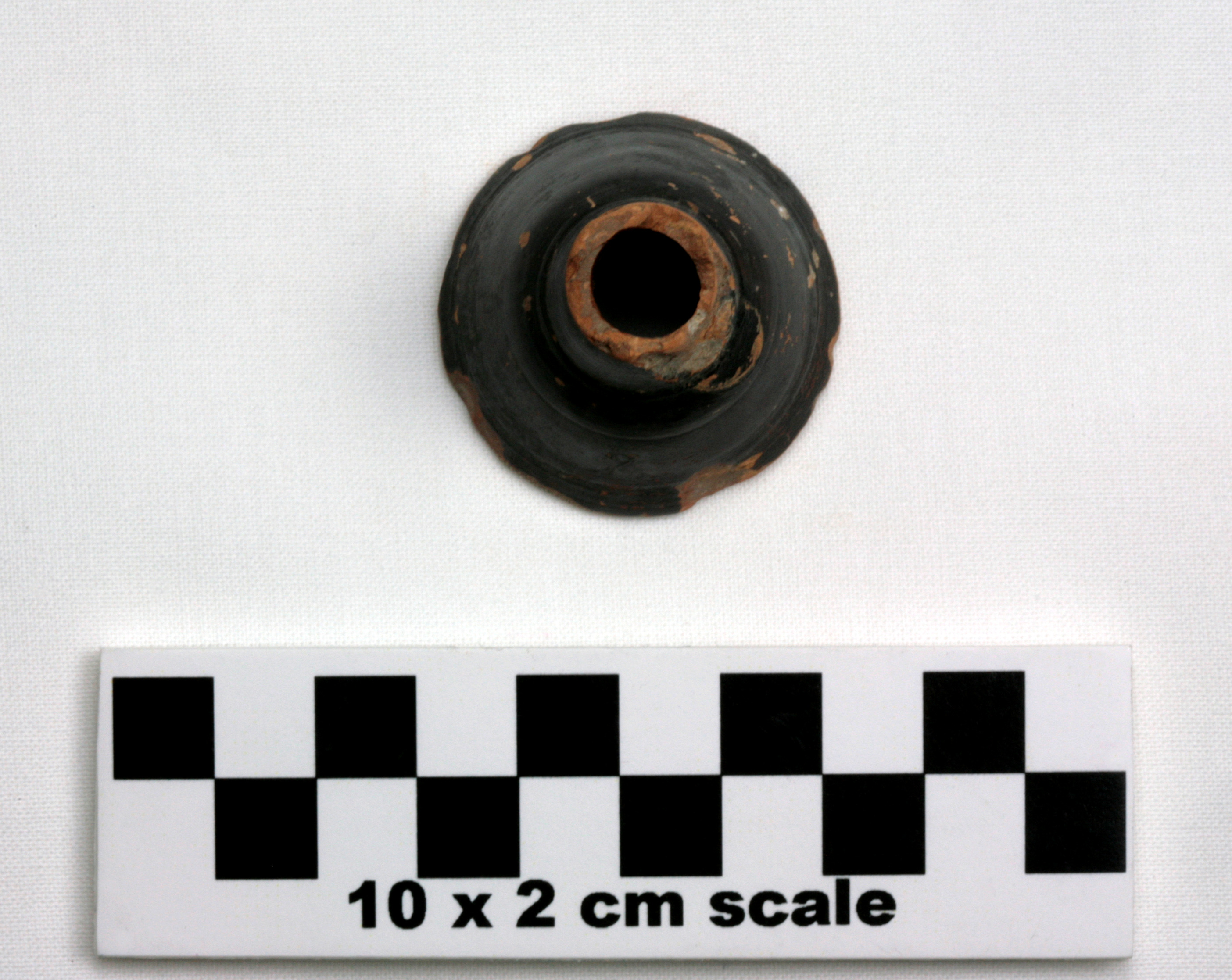 Image of item of type Pottery and color Reddish yellow