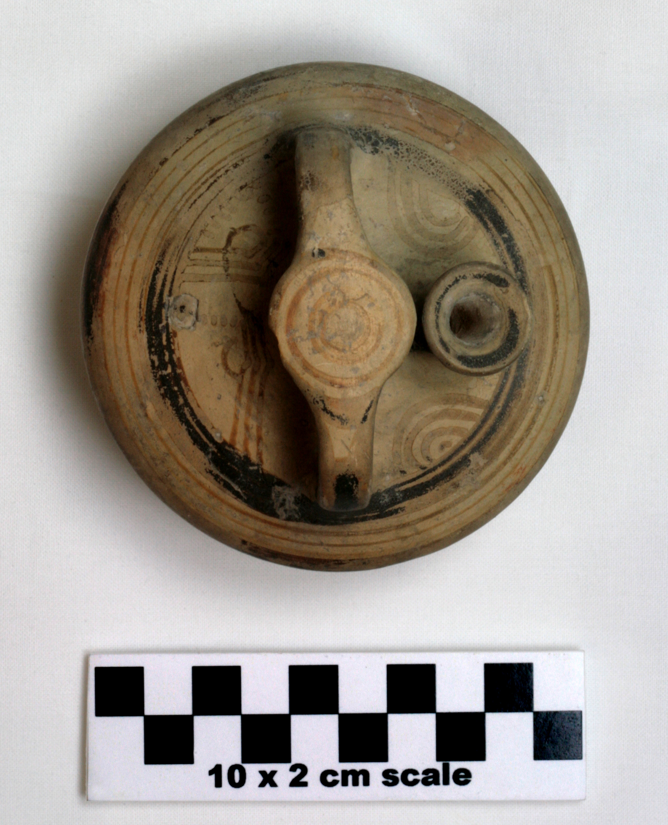 Image of item of type Pottery and color Very pale brown