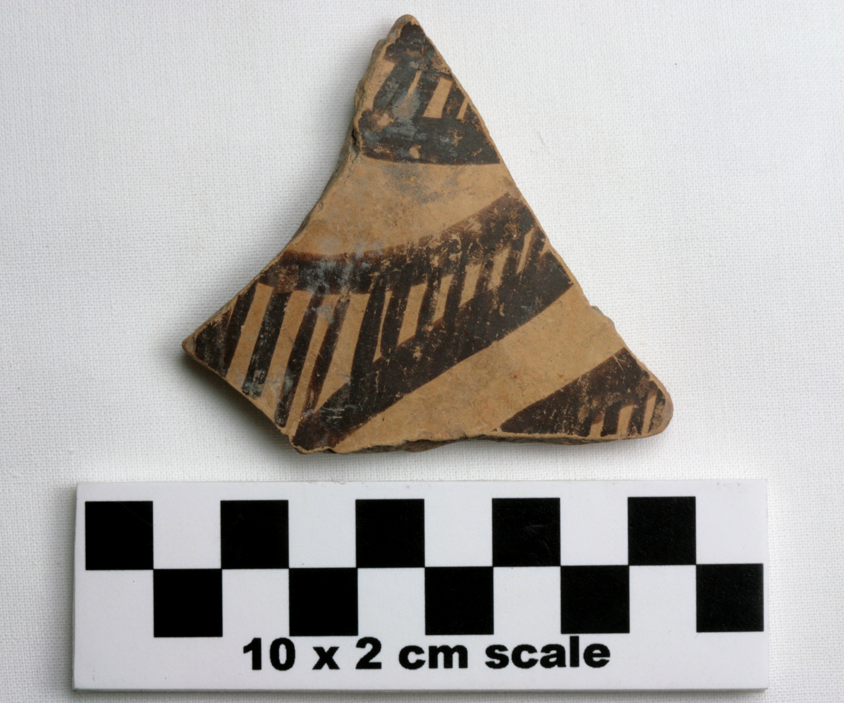 Image of item of type Pottery and color Reddish Yellow