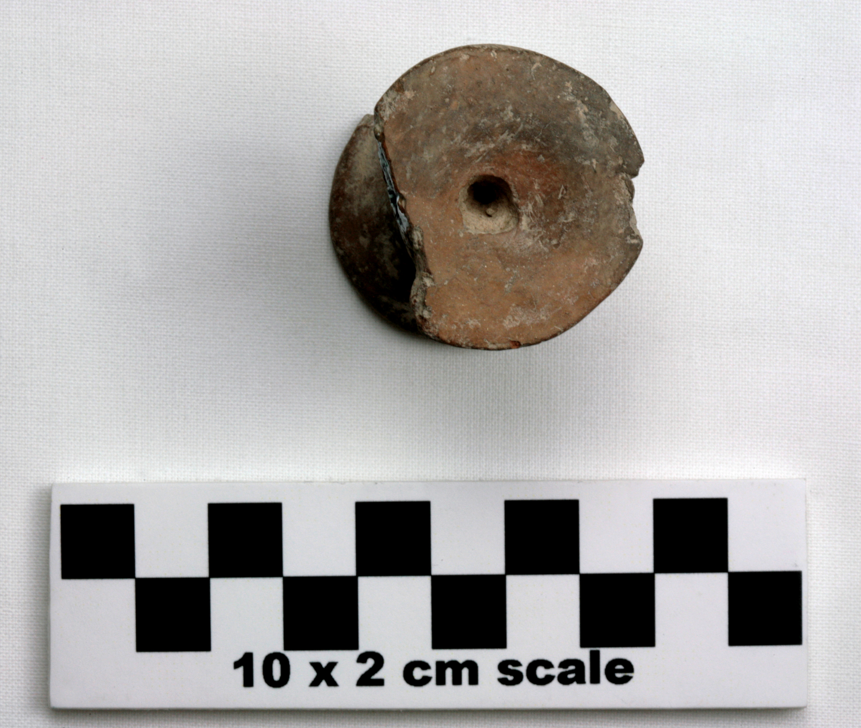 Image of item of type Pottery and color reddish Brown