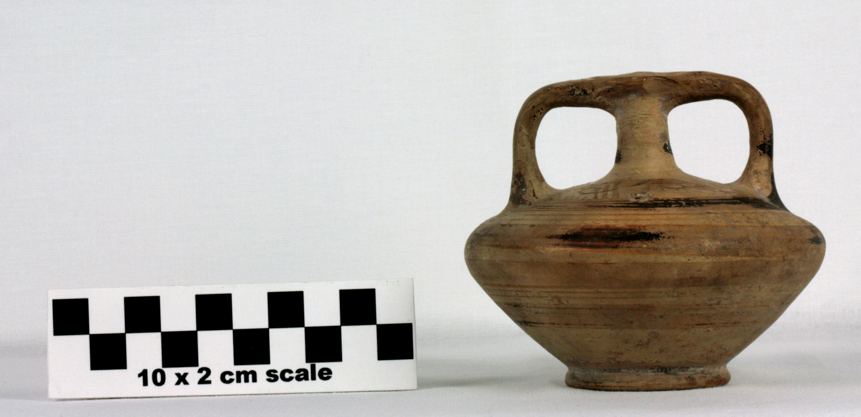 Image of item of type Pottery and color Very pale brown