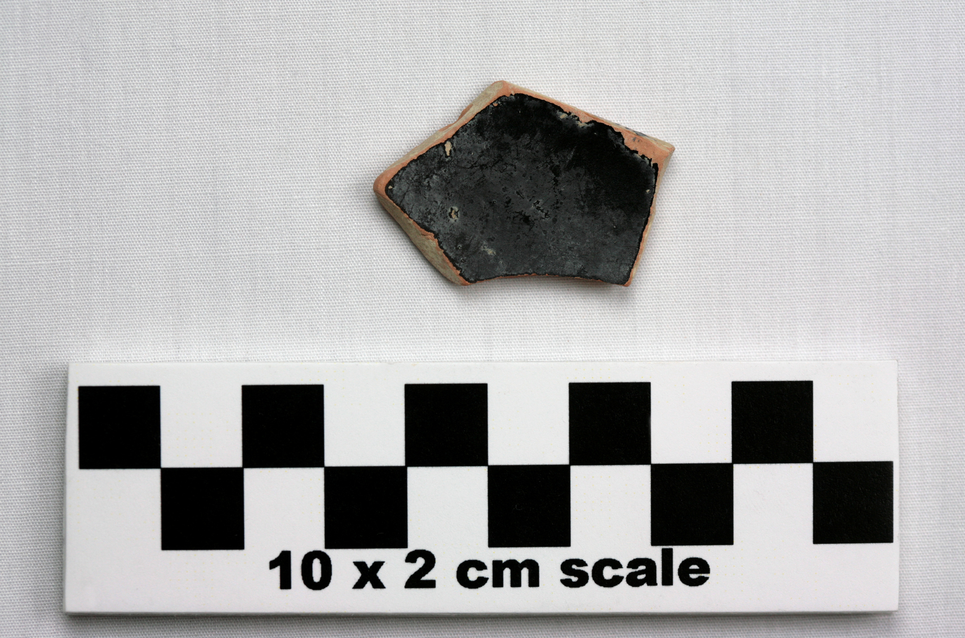 Image of item of type Pottery and color Light red