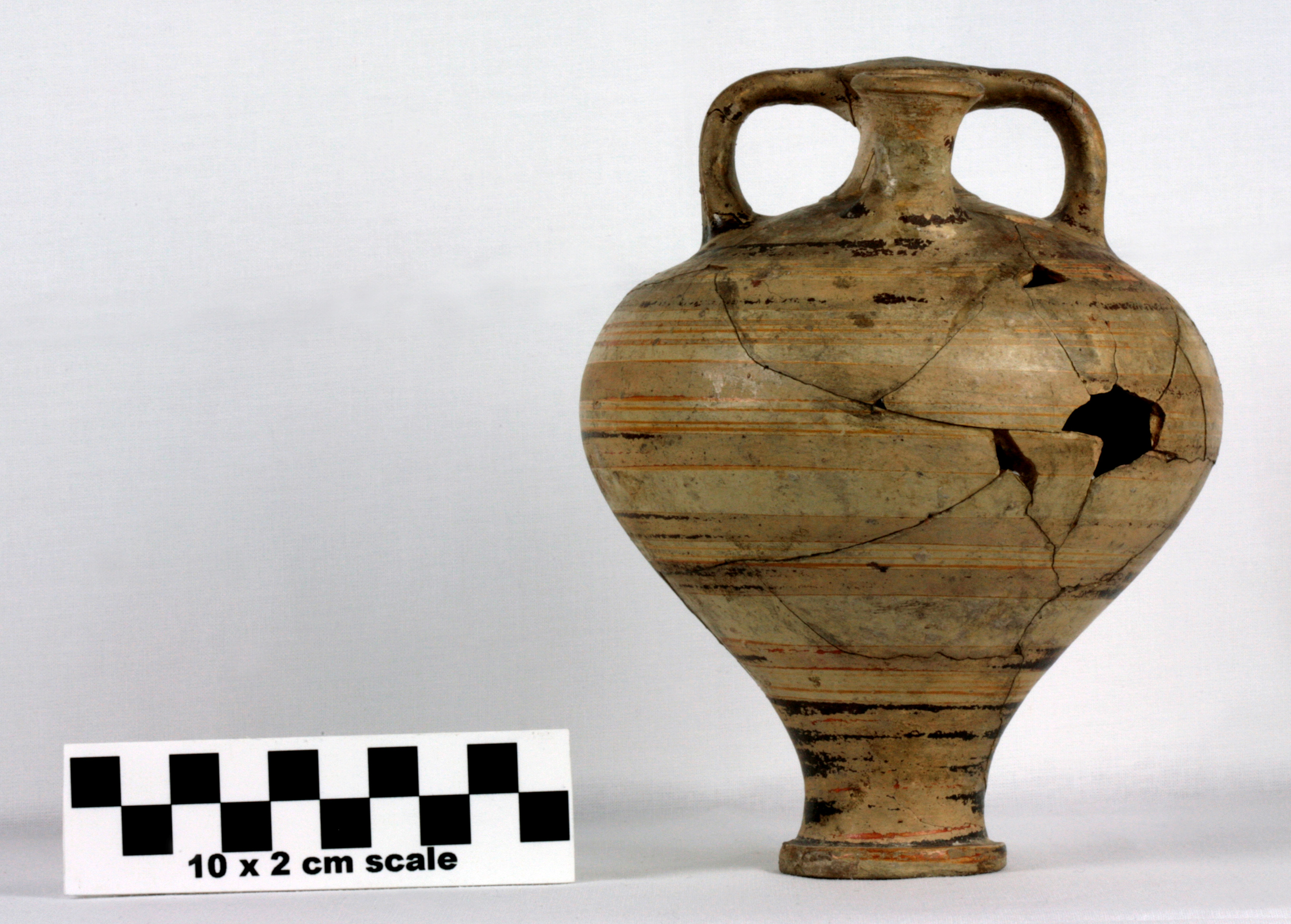 Image of item of type Pottery and color Pink