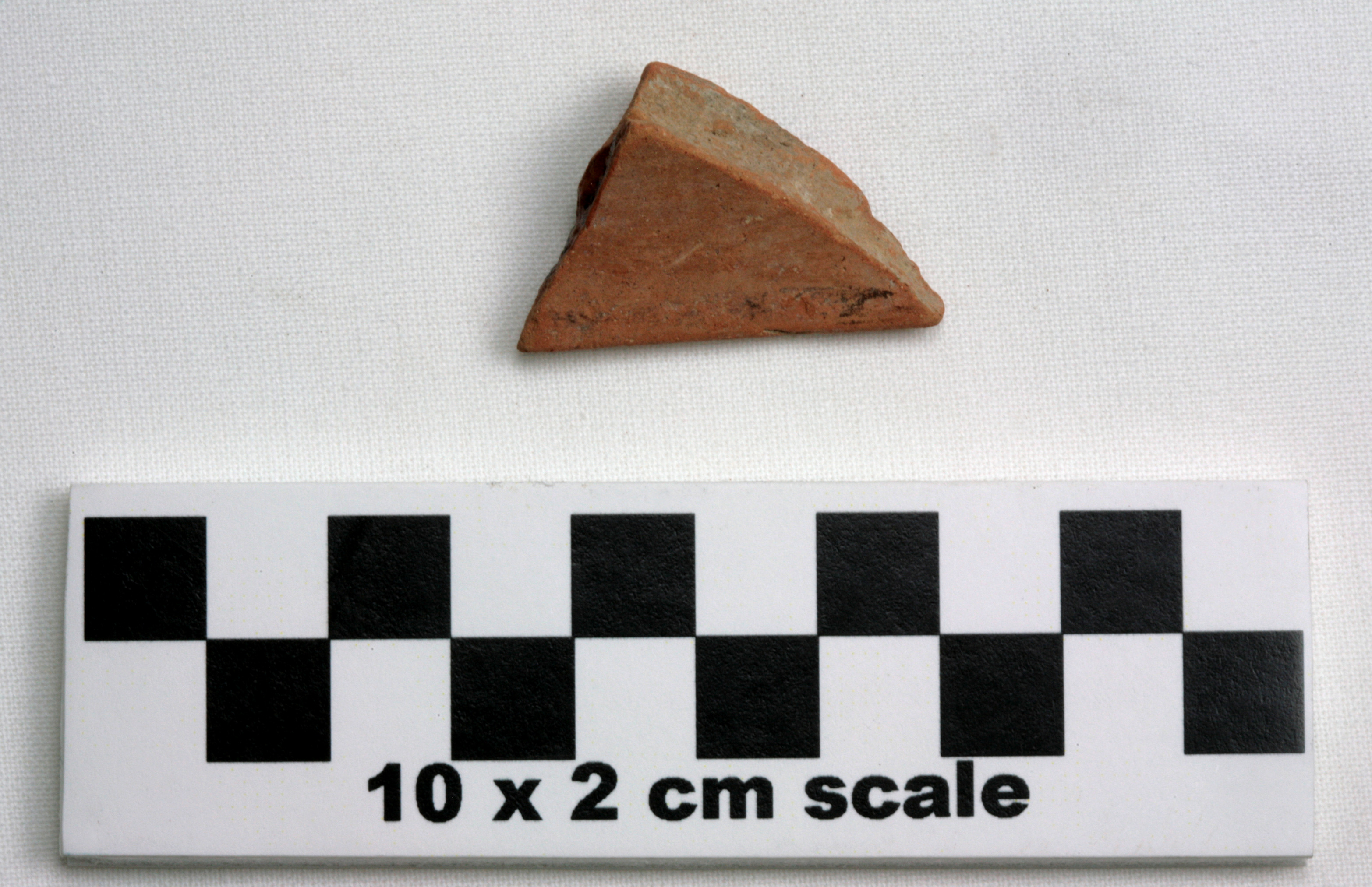 Image of item of type Pottery and color Light gray