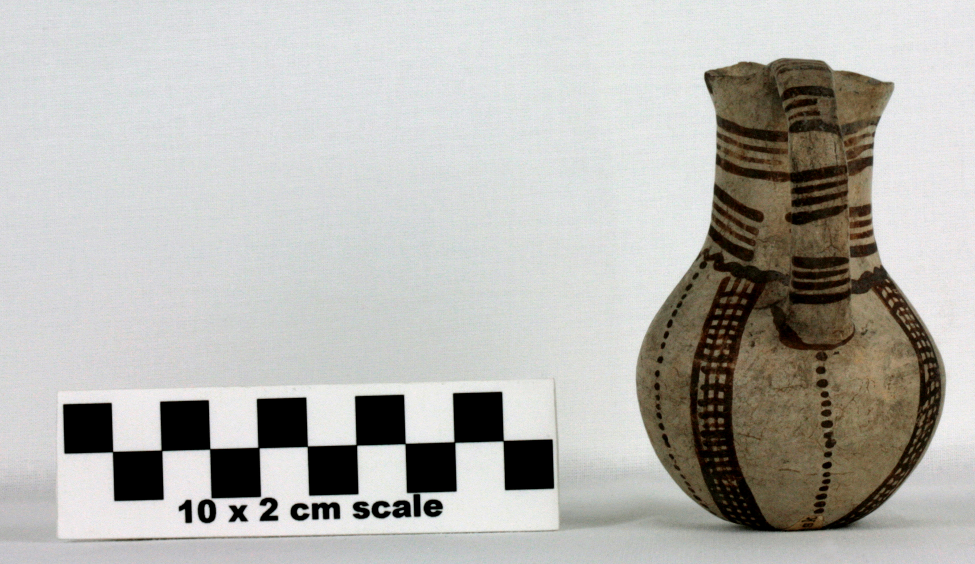 Image of item of type Pottery and color Reddish-brown (fired gray)