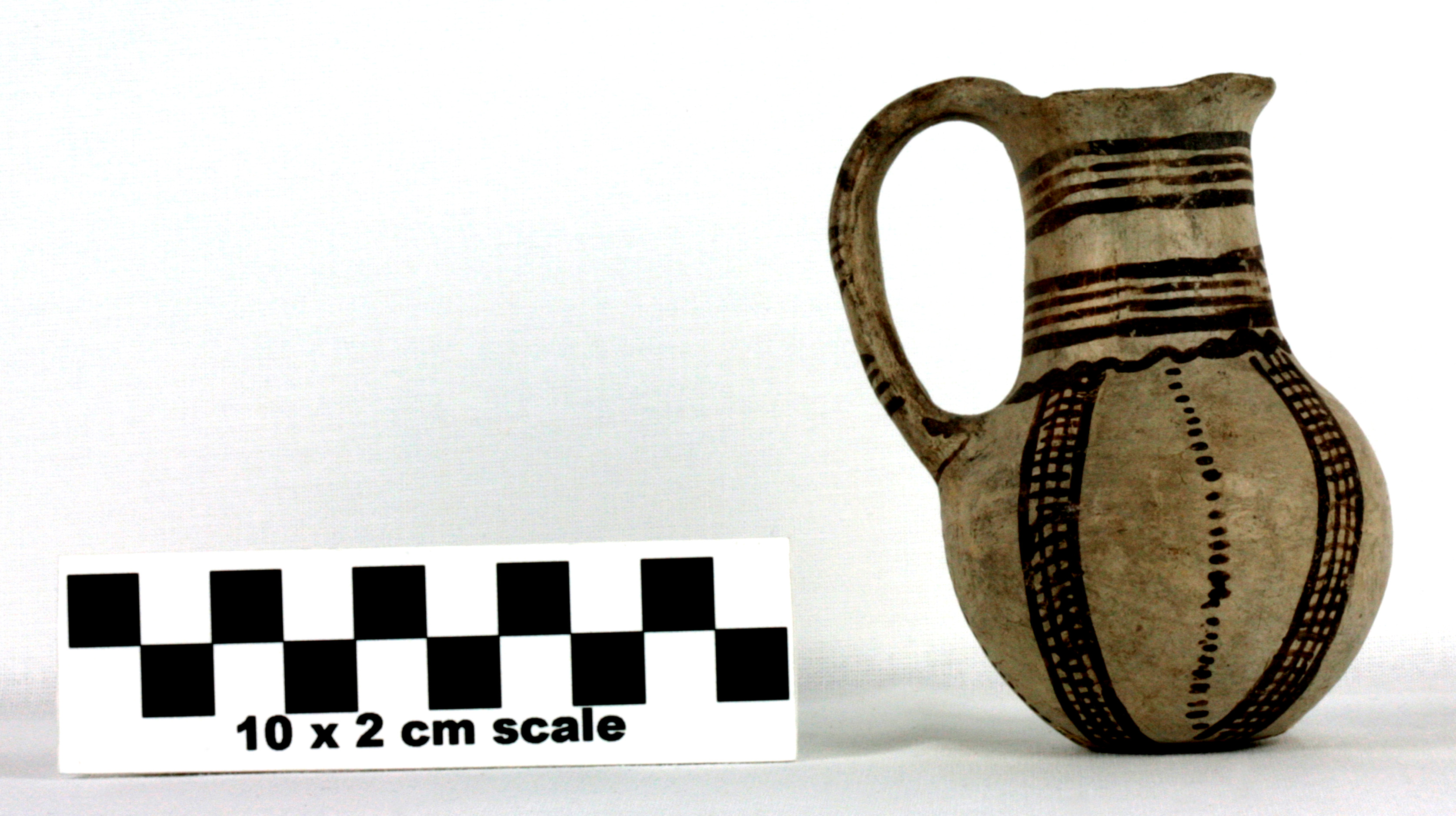 Image of item of type Pottery and color Reddish-brown (fired gray)