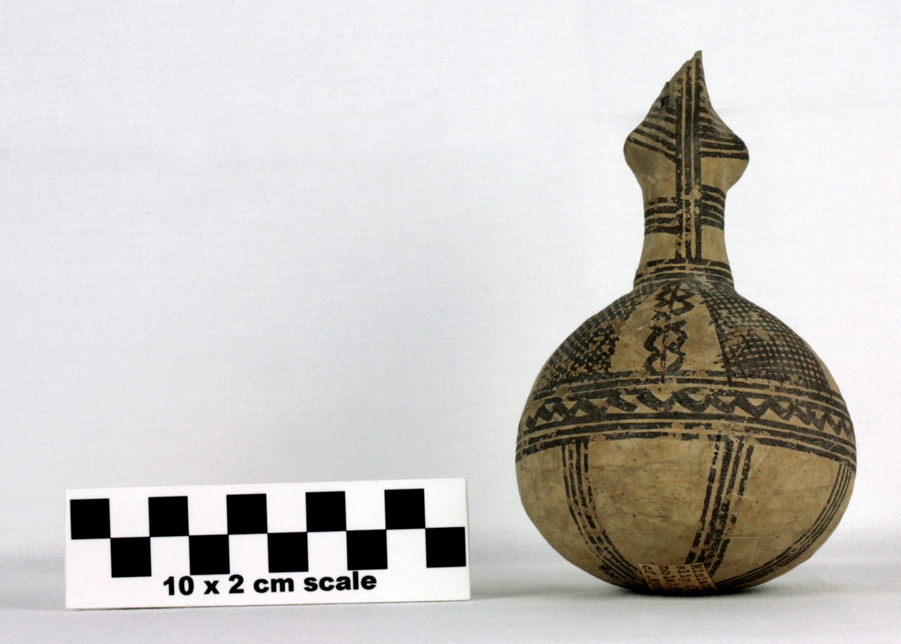 Image of item of type Pottery and color Gray