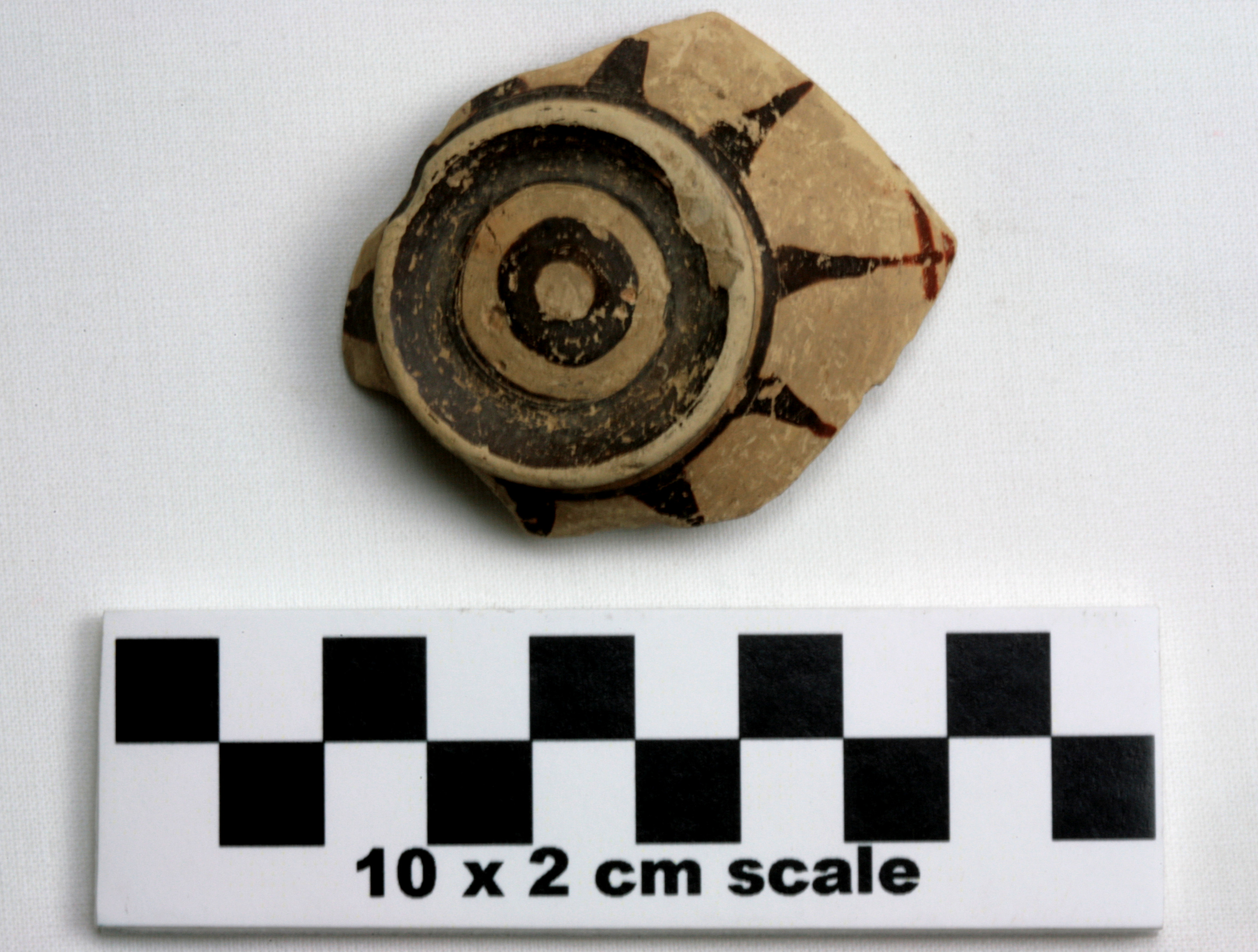 Image of item of type Pottery and color Very pale brown