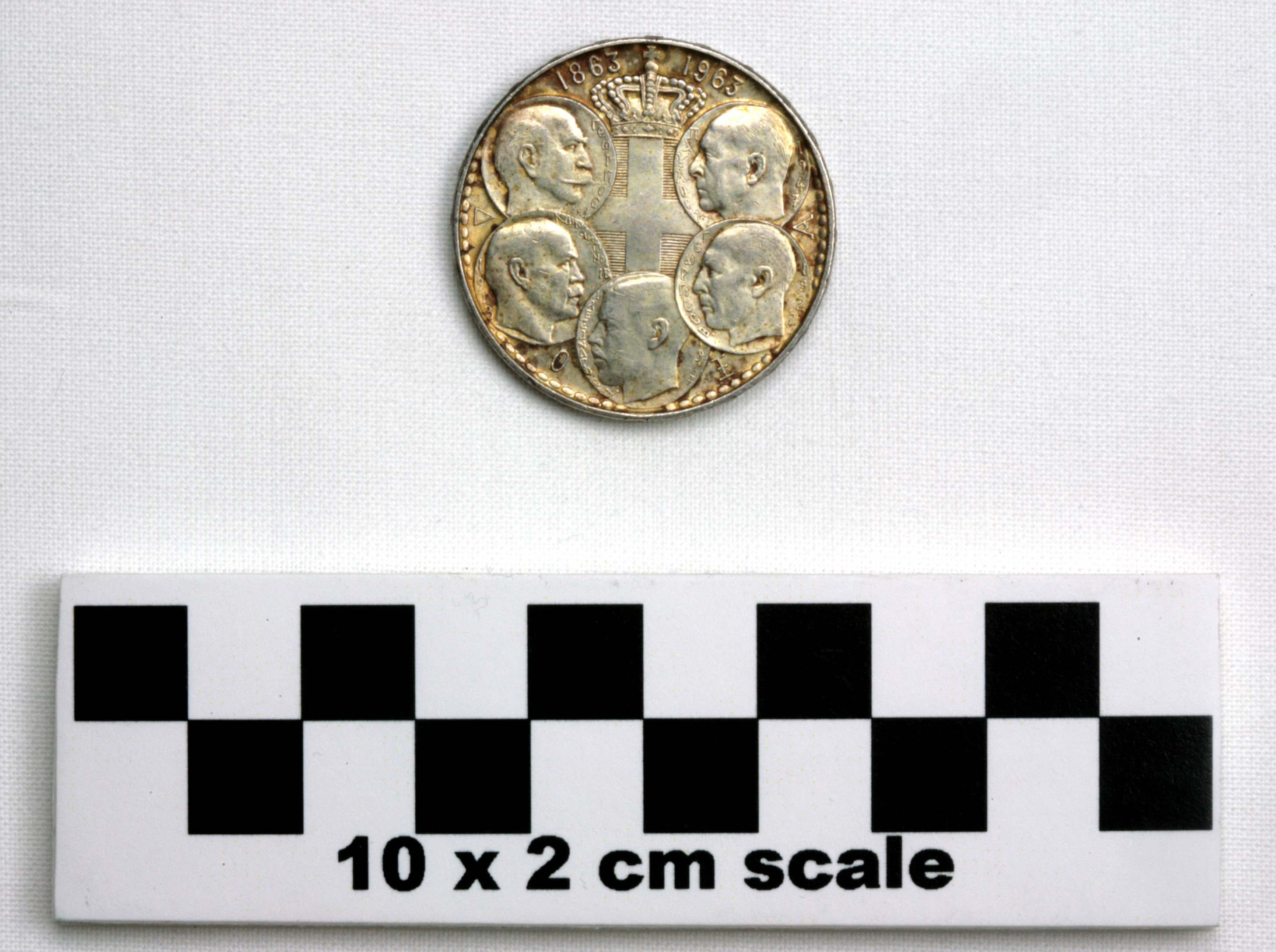 Image of item of type Coin and color Light yellow/gold