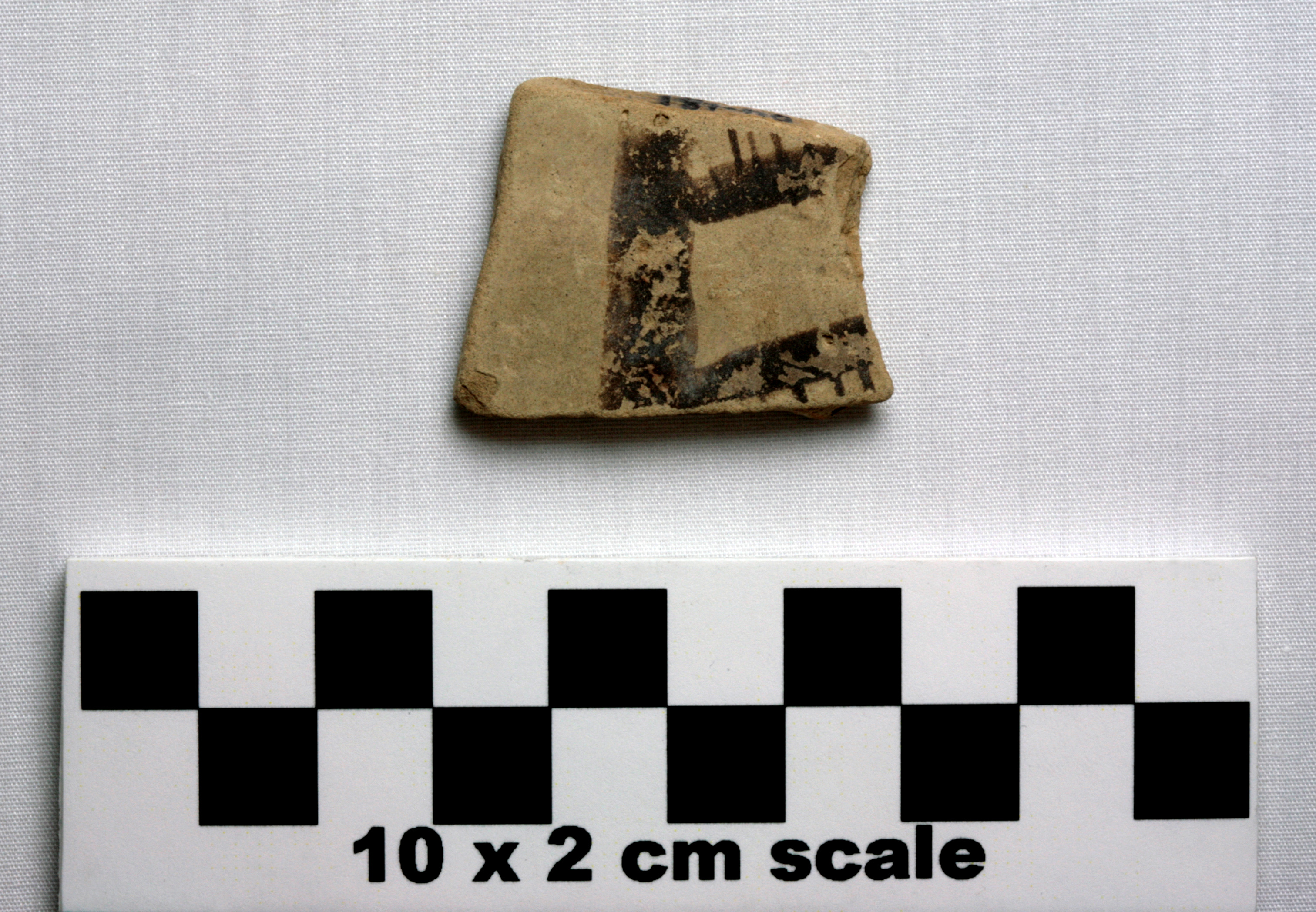 Image of item of type Pottery and color Gray