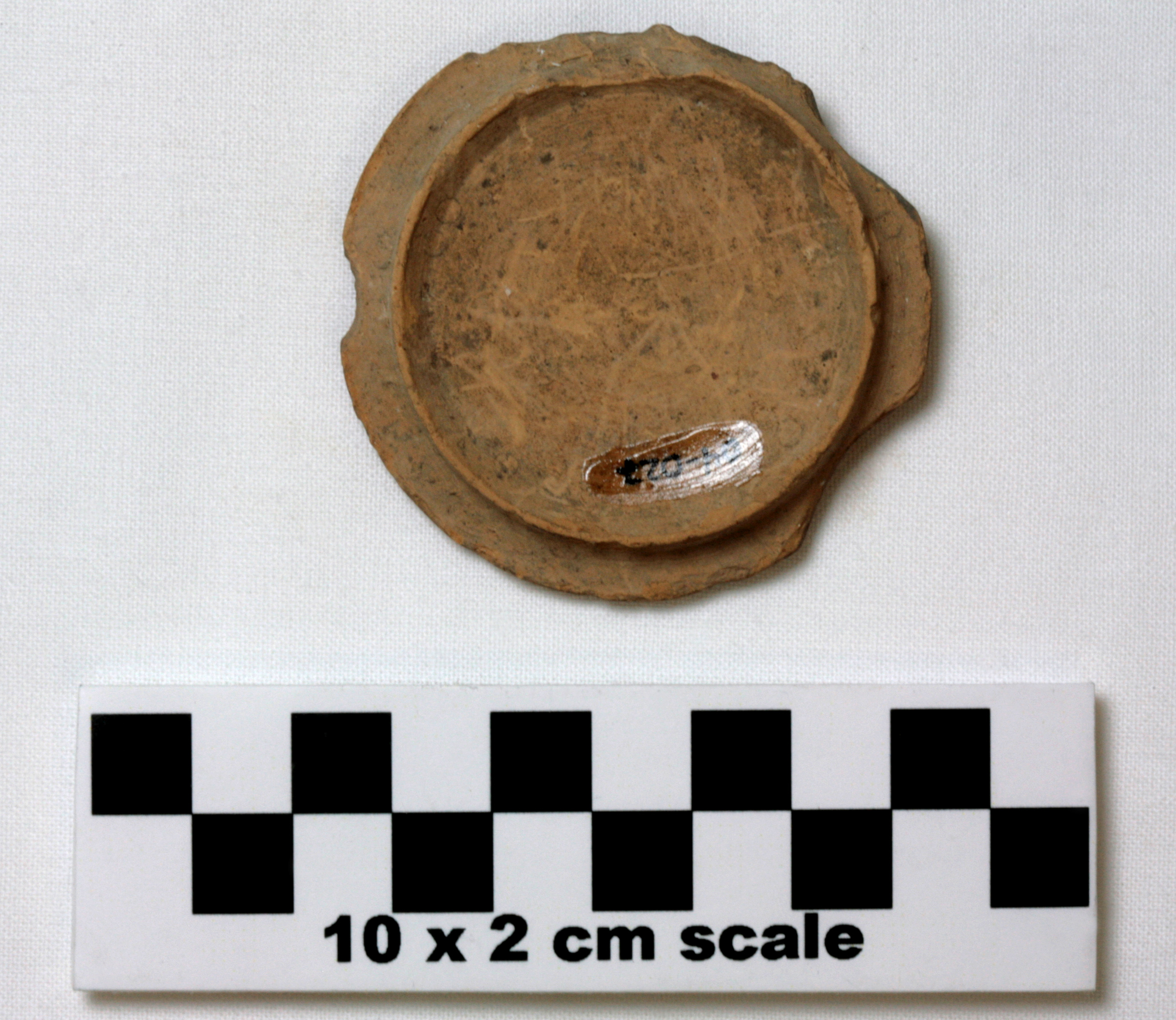 Image of item of type Pottery and color Very pale brown