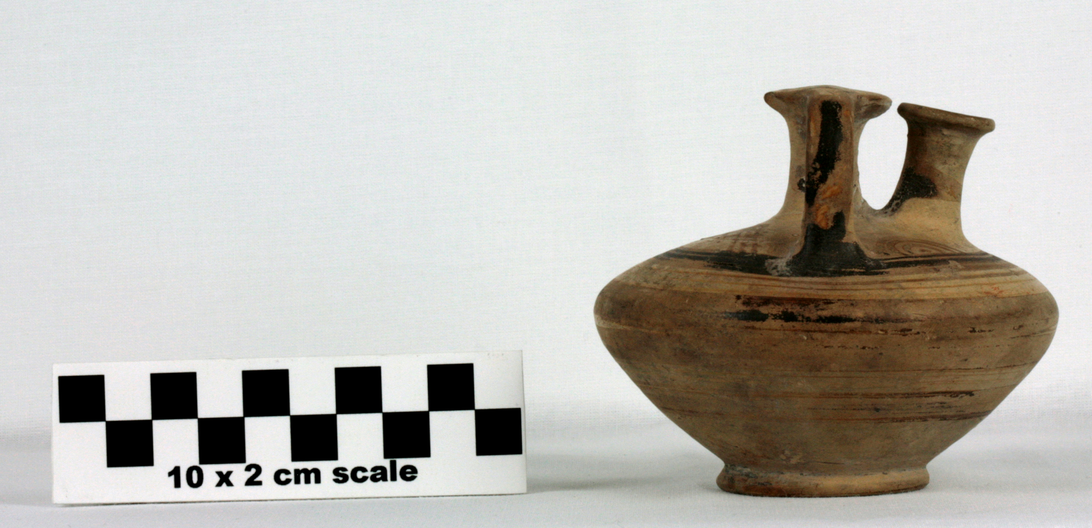 Image of item of type Pottery and color Very pale brown