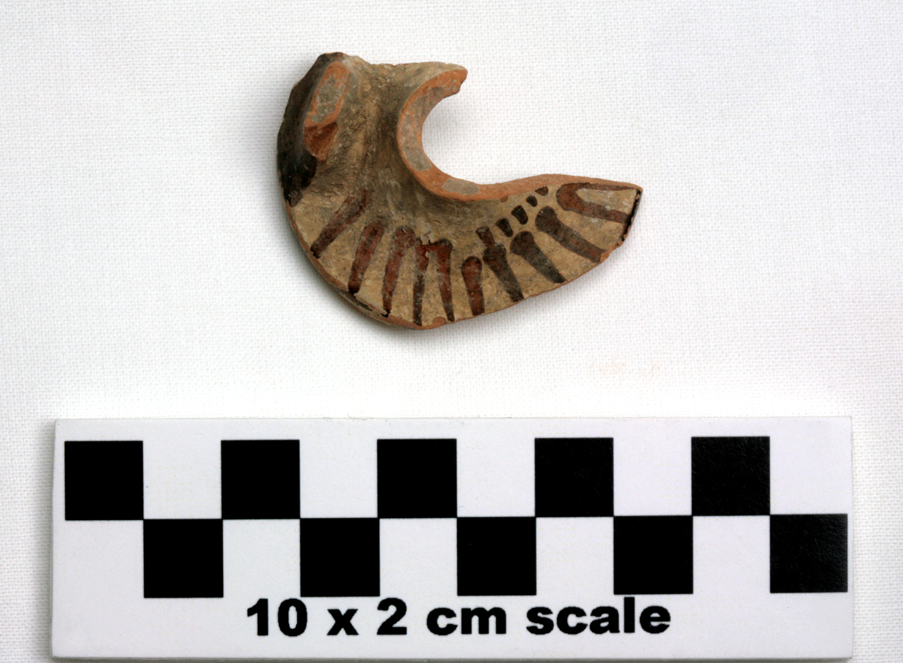 Image of item of type Pottery and color Reddish orange