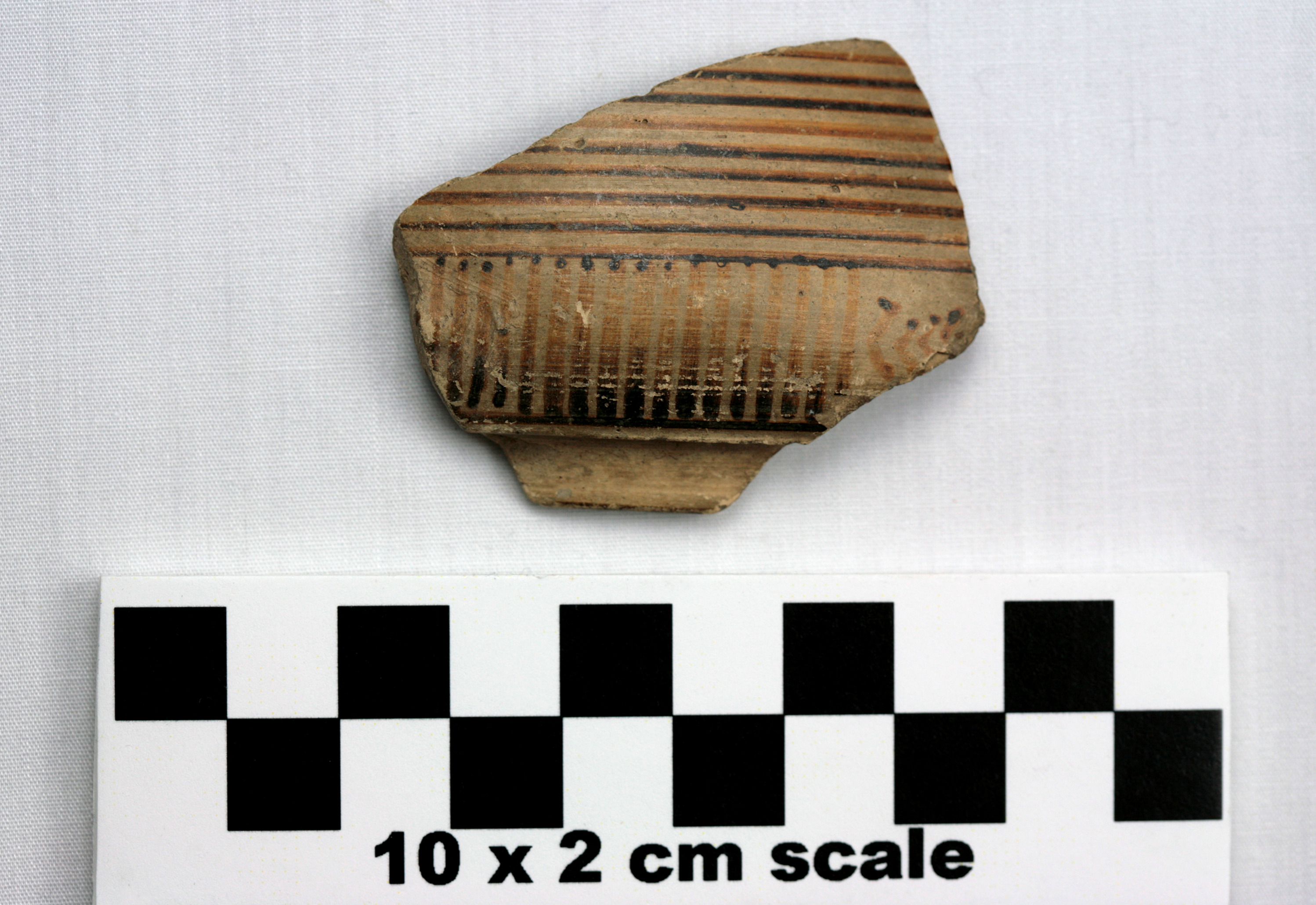 Image of item of type Pottery and color Pale brown