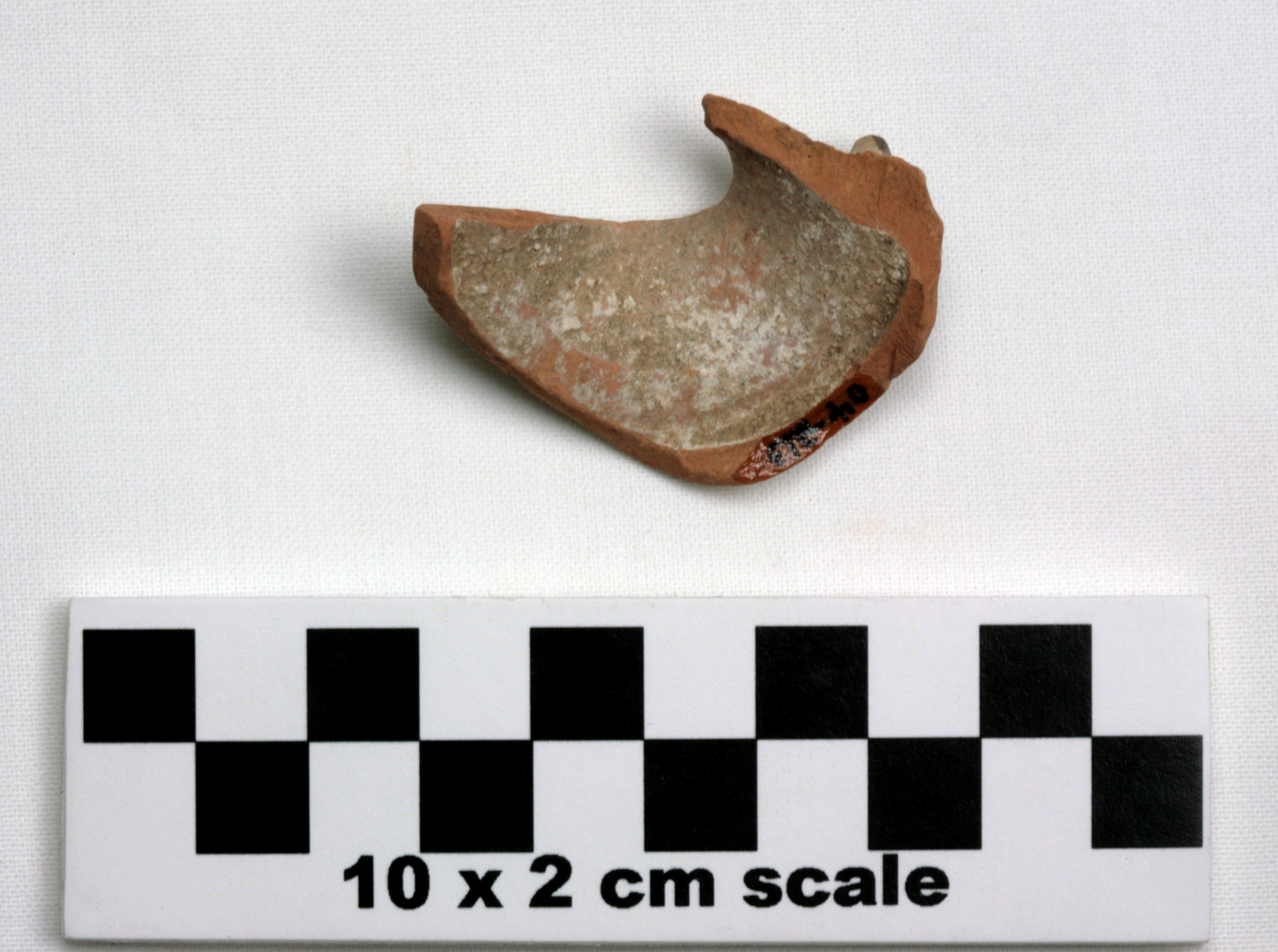 Image of item of type Pottery and color Reddish orange