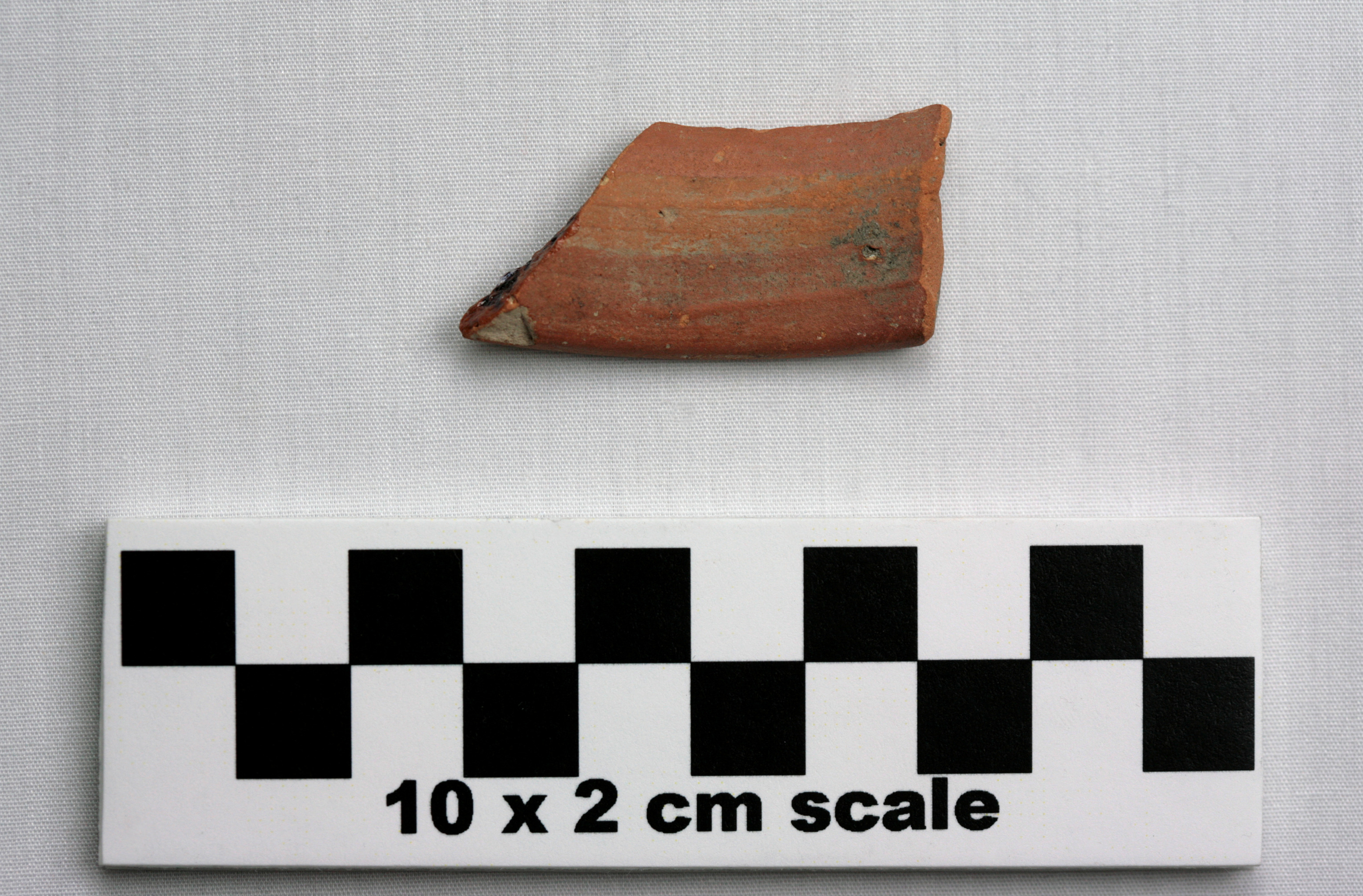 Image of item of type Pottery and color Pale red