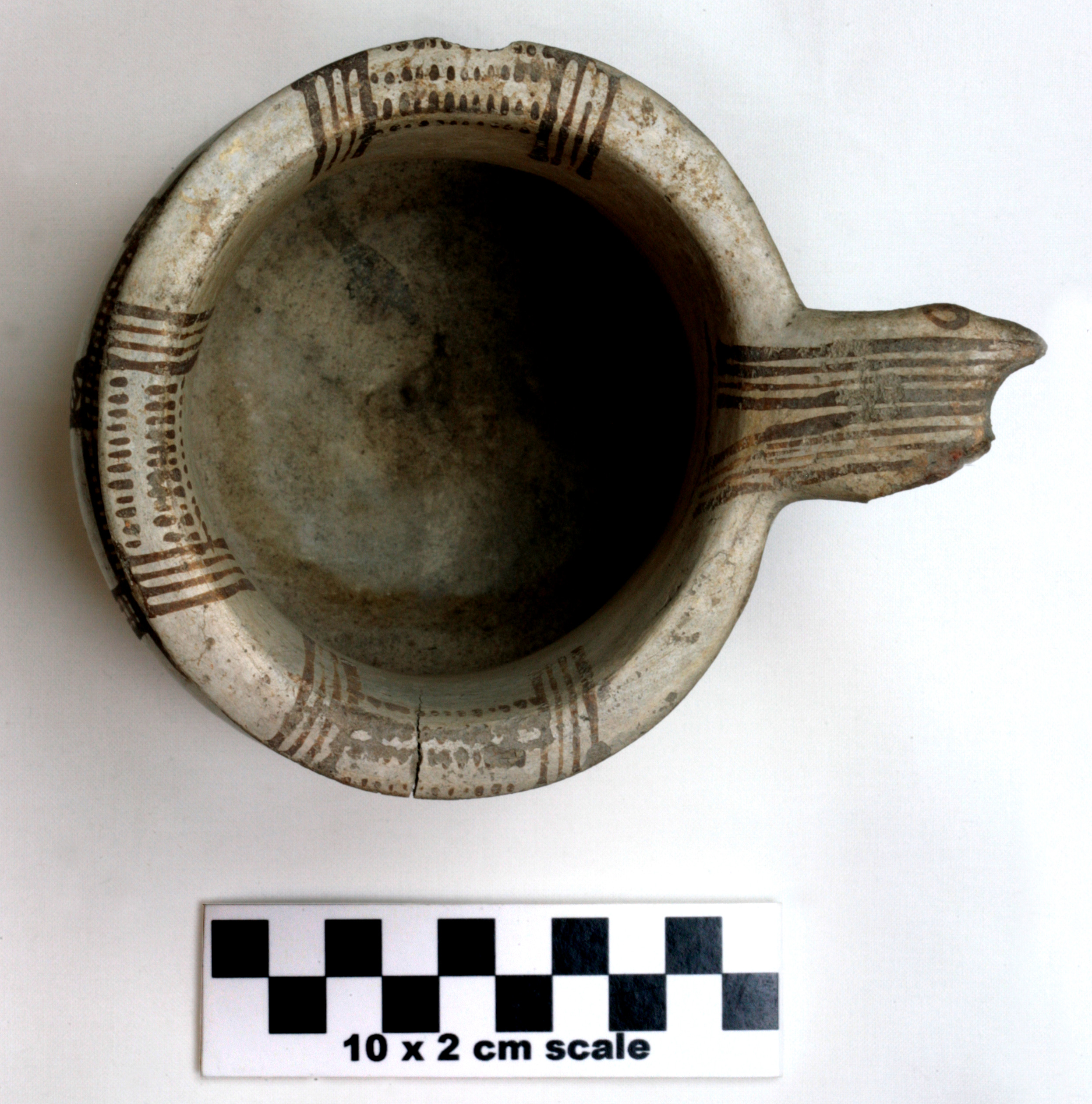 Image of item of type Pottery and color Reddish Brown