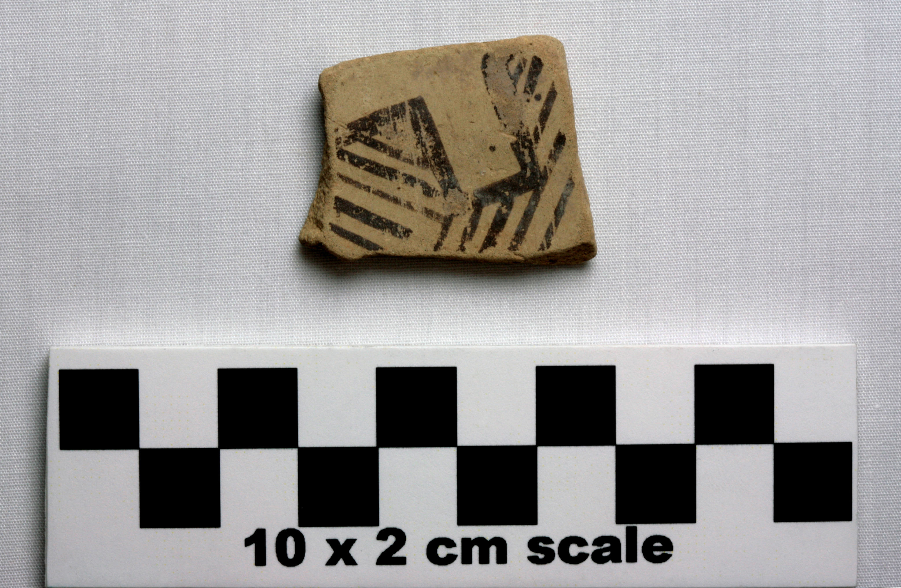 Image of item of type Pottery and color Gray