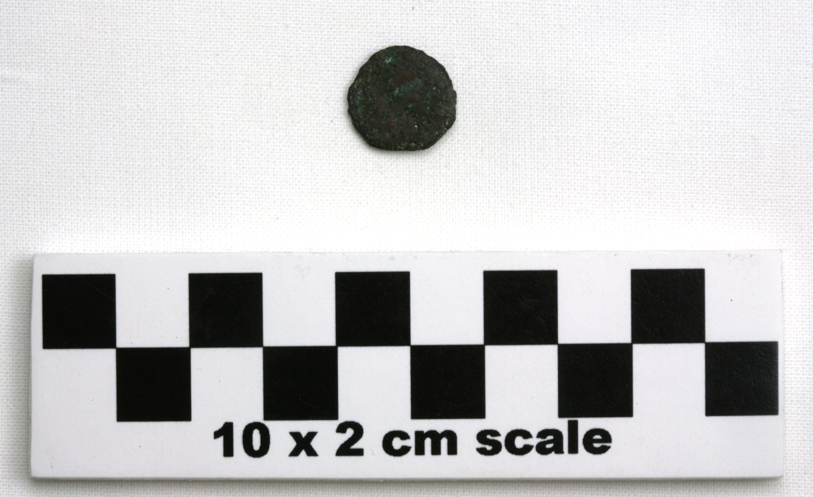 Image of item of type Coin and color dark reddish gray, corrosion-dusky red, dark bluish green