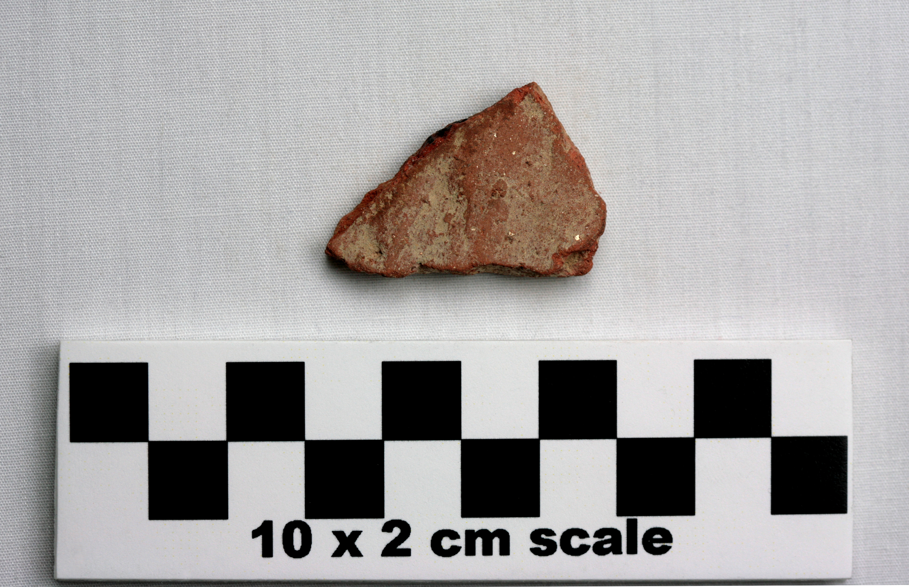 Image of item of type Pottery and color Red