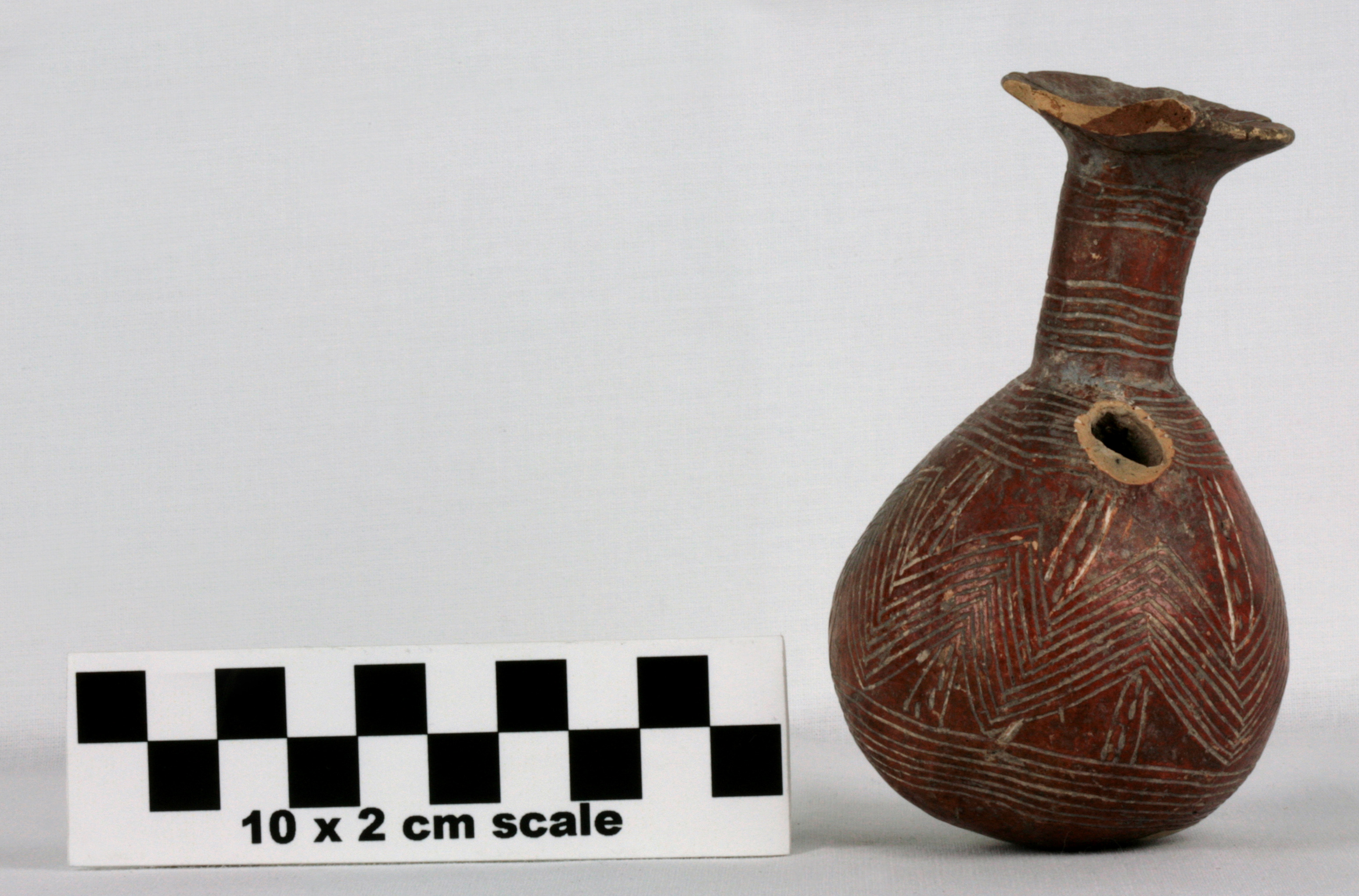 Image of item of type Pottery and color Very pale brown